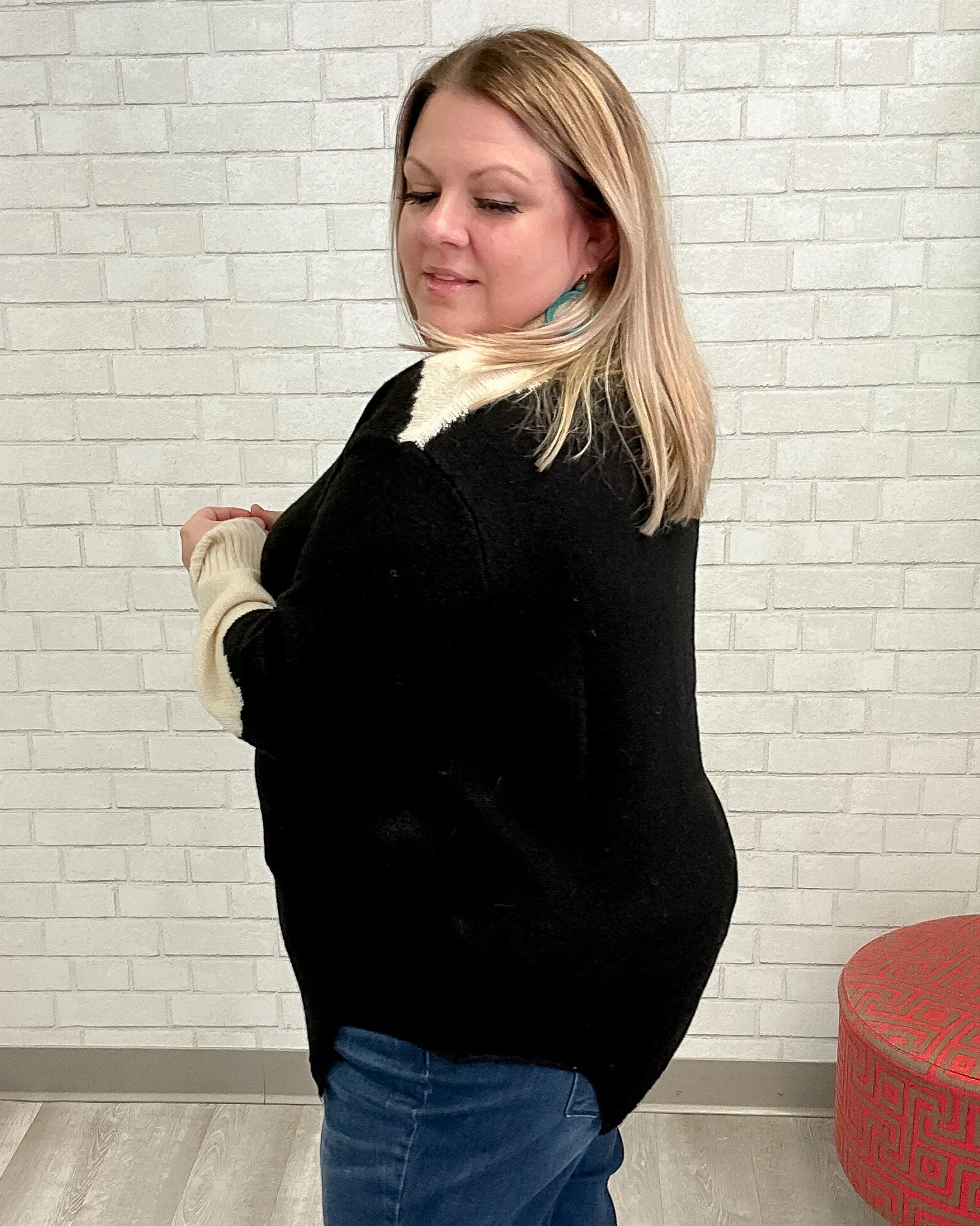 Black & Cream Squiggle Sweater