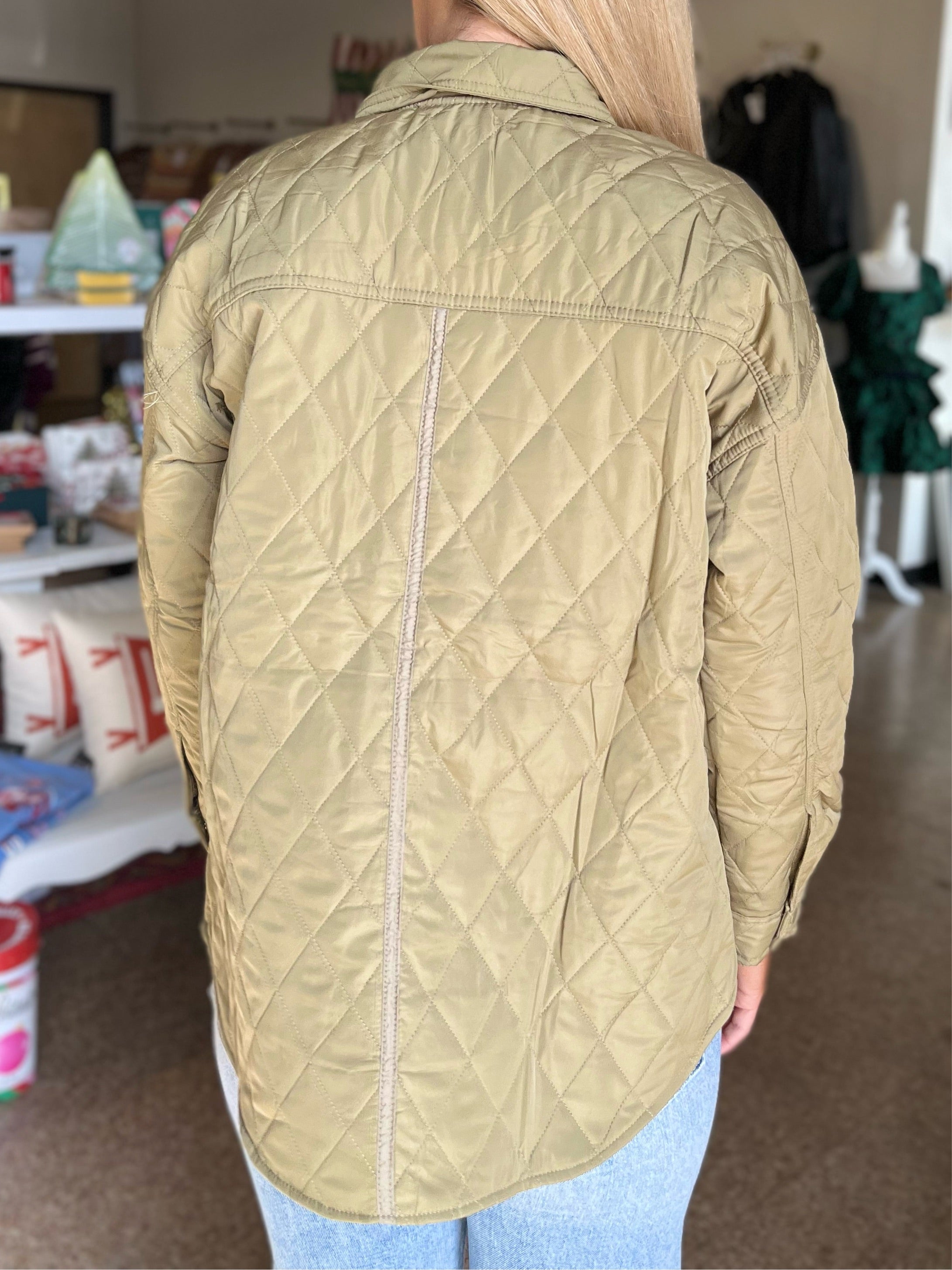 QUILTED JACKET WITH POCKETS - DUSTY OLIVE