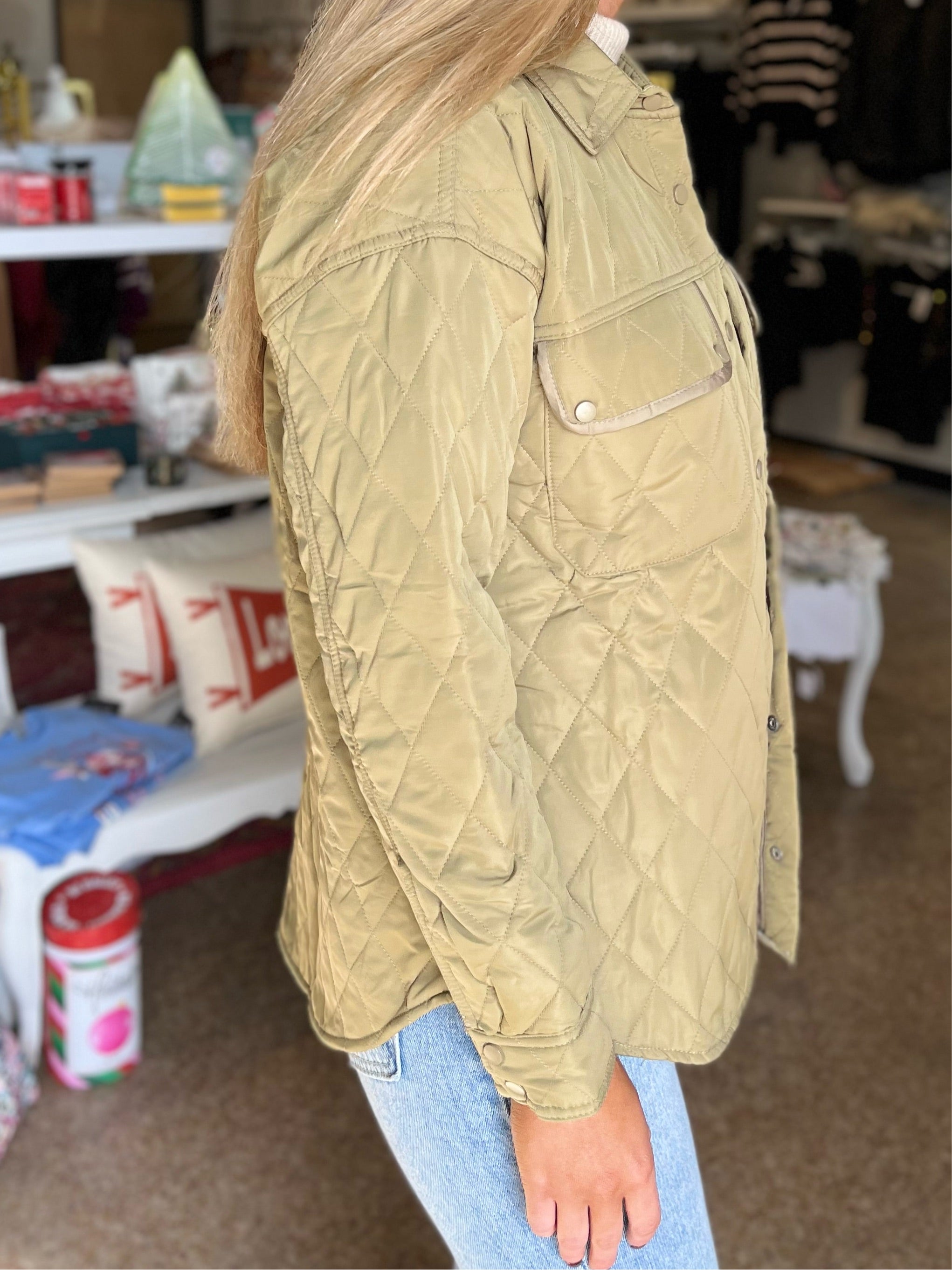 QUILTED JACKET WITH POCKETS - DUSTY OLIVE