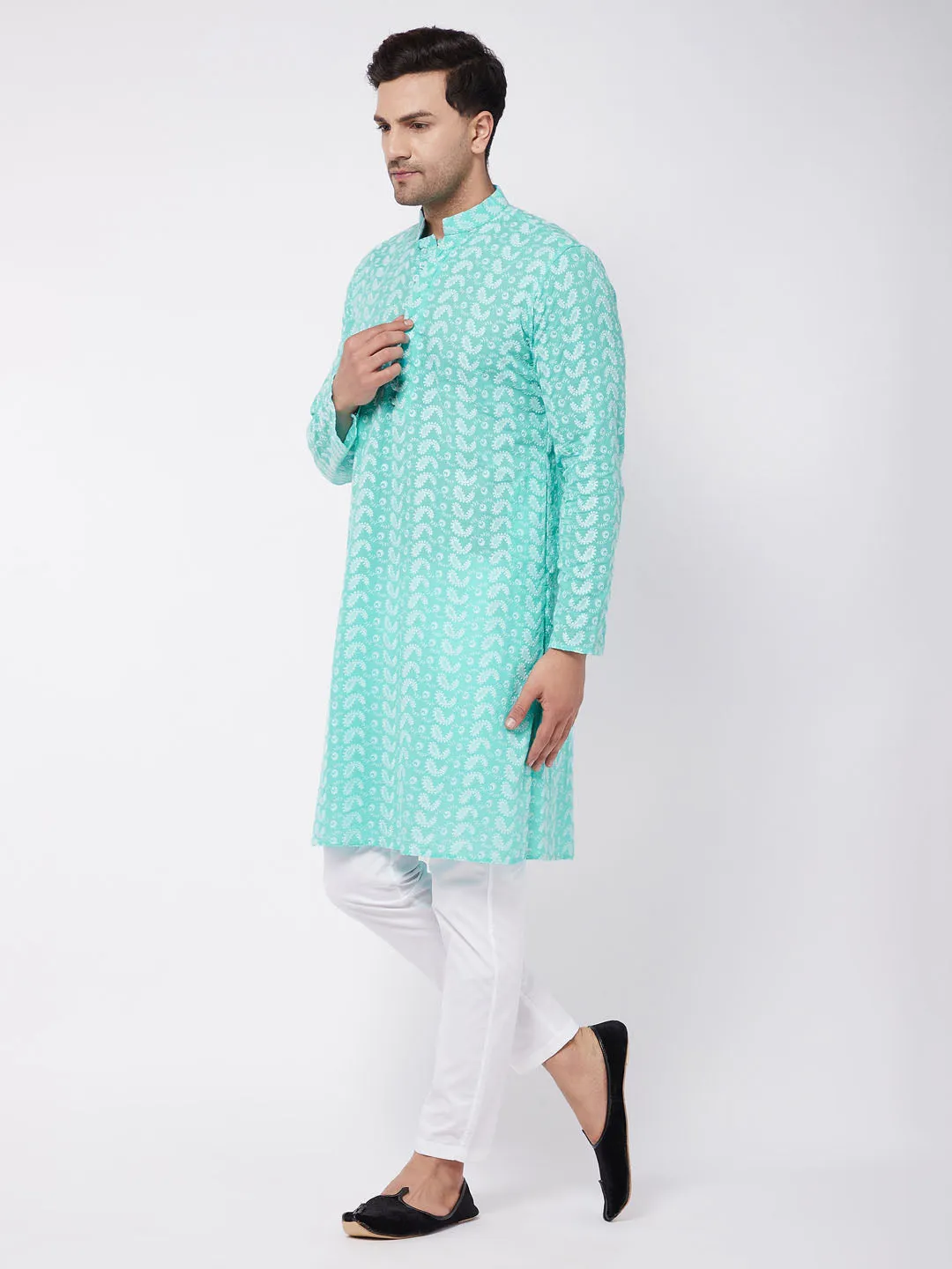 VASTRAMAY Men's Green Pure Cotton Chikankari Kurta With Pant set