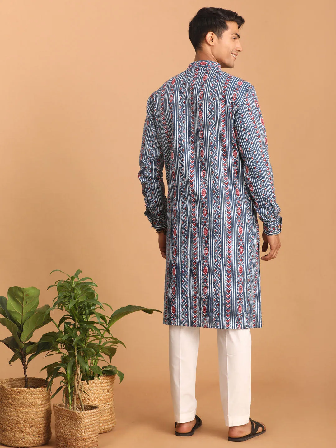 Vastramay Men's Indigo Printed cotton Kurta with White Pant set