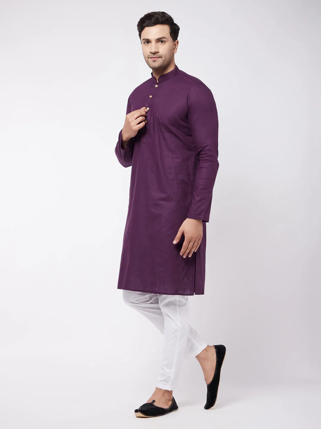 VASTRAMAY Men's Purple Solid Cotton Blend Kurta And White Cotton Pant Set